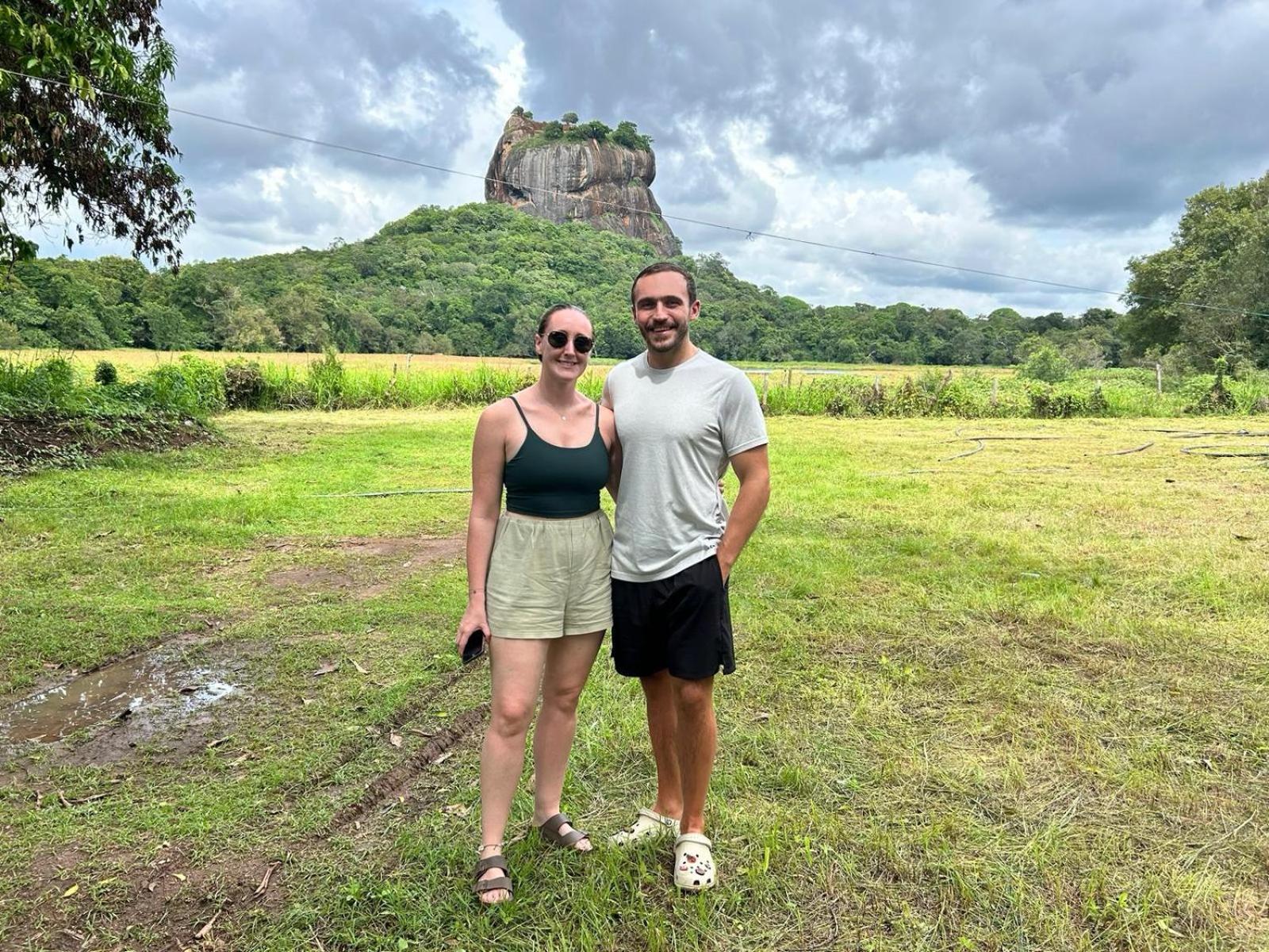 Jungle Eco Lodge & Safari Sigiriya Buitenkant foto