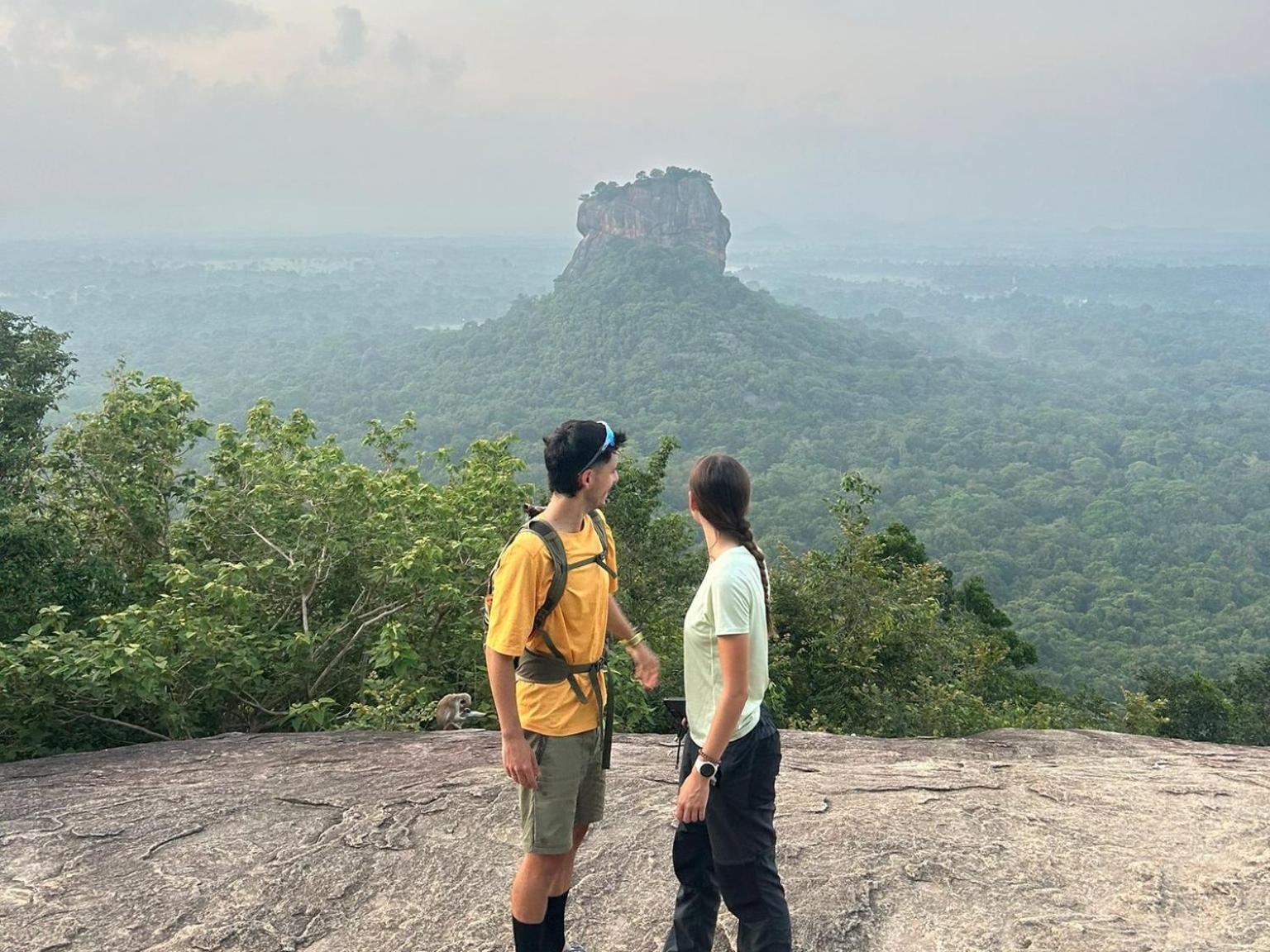 Jungle Eco Lodge & Safari Sigiriya Buitenkant foto